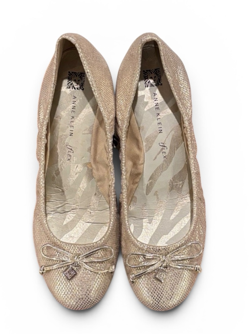 Anne Klein Light Gold Shimmering Textured Flats with Locket & Bow Accent, size 8
